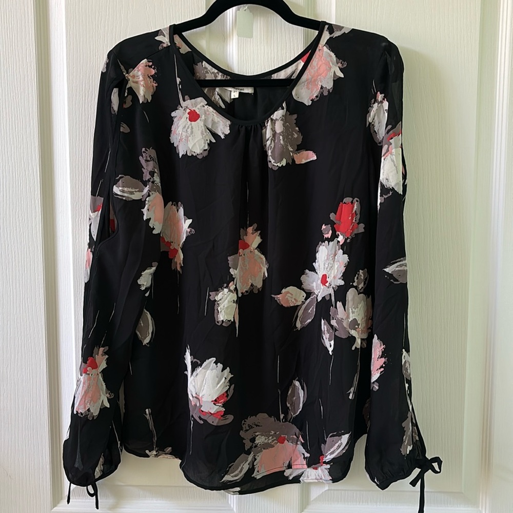 Black blouse with flowers and cold shoulder